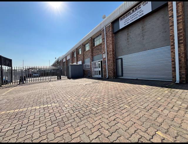 378M² WAREHOUSE TO LET IN SEBENZA